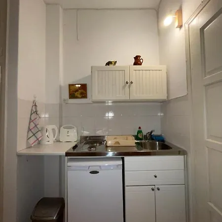 Hotel apartamentowy Gelly's