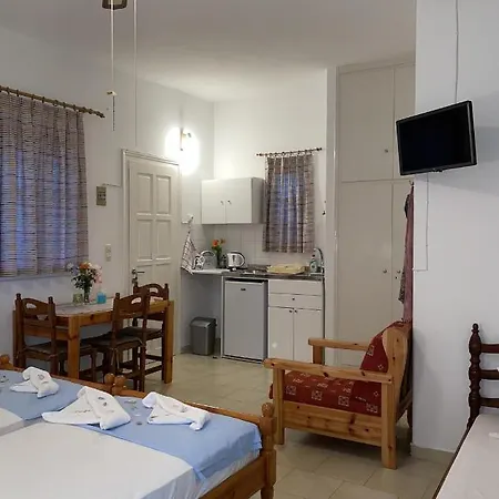 Hotel apartamentowy Gelly's 3*