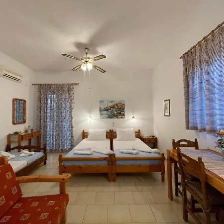 Gelly's Hotel apartamentowy Alikí