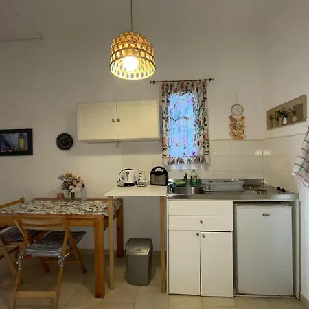 公寓式酒店 Gelly's Alikí