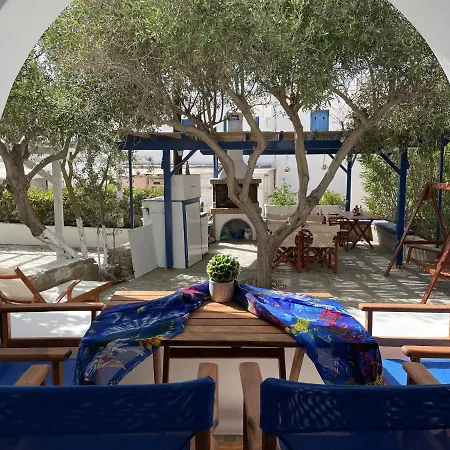 Aparthotel Gelly's Alikí