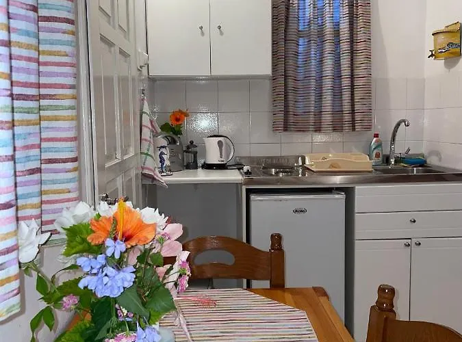 Gelly's Апарт-отель