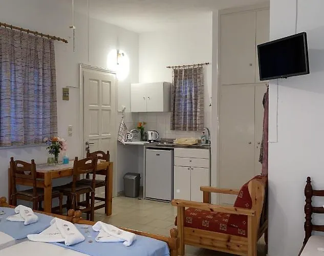 Апарт-отель Gelly's 3*